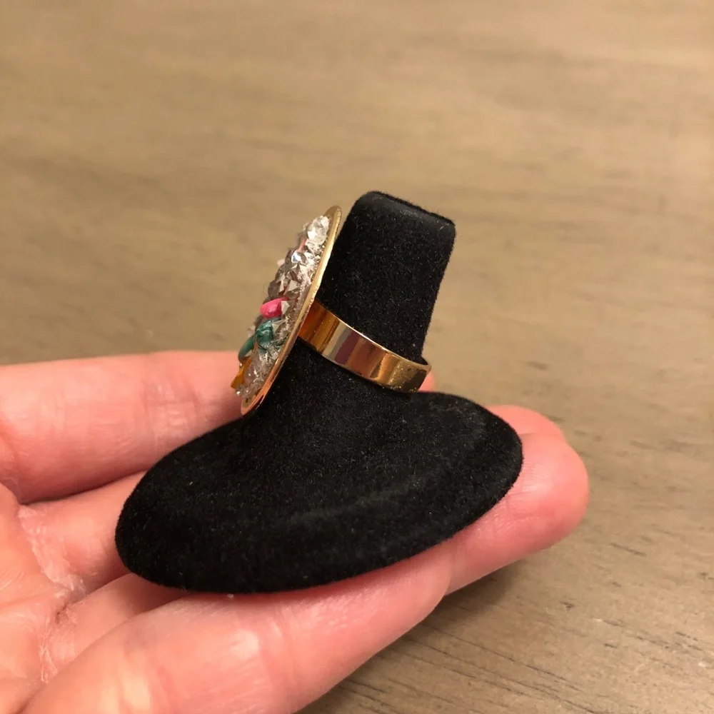 Elegant Gold Tone and Multicolor Faux Gemstone Ring